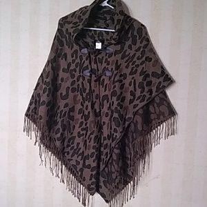 **TRADED**Women's ponch or wrap